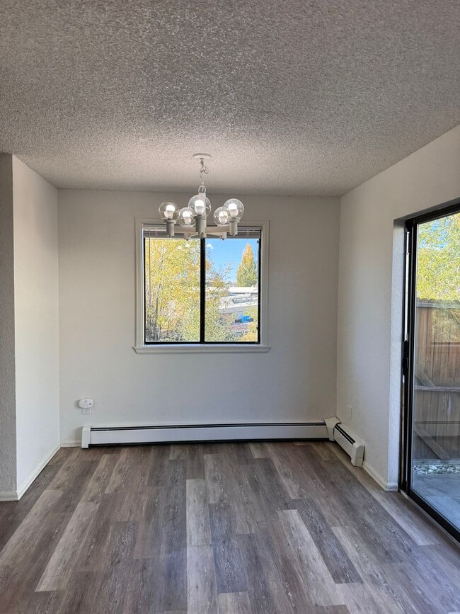 Building Photo - Cute 2 Story, 3Bed, 1.5Bath Townhouse in Grand Junction!!!!