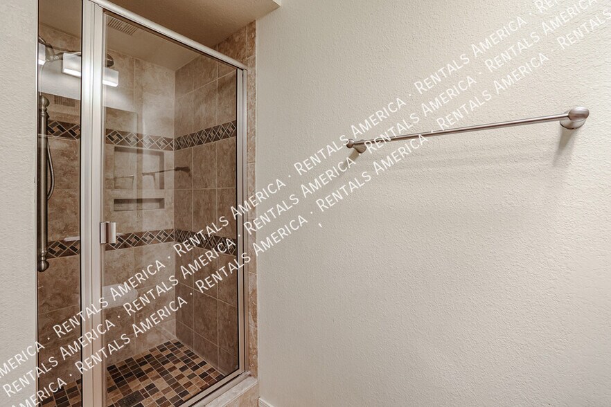 Building Photo - 7395 W Kerry Way