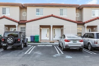 Building Photo - 17166 SW 138th Ct