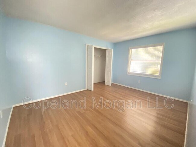 Building Photo - 4300 Trout Dr SE