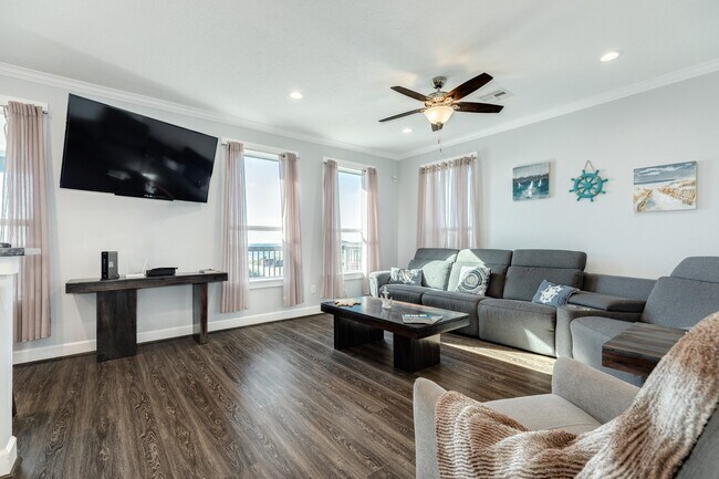 Building Photo - 12940 John Reynolds Rd