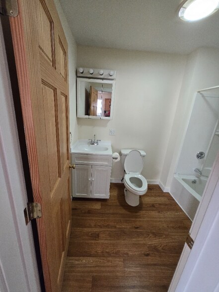 Building Photo - 15 Jackson St