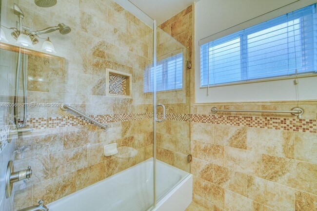 Building Photo - 1435 Blue Rd