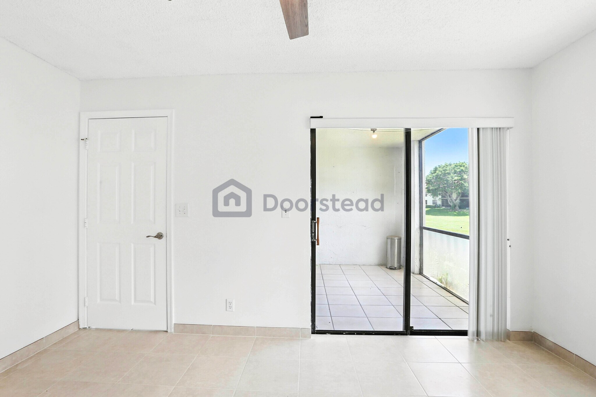 Building Photo - 3050 Norwood Pl
