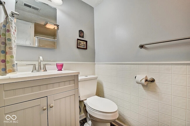 Building Photo - 1213 N Arsenal Ave