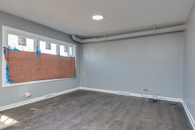 Building Photo - 12025 S Prairie Ave