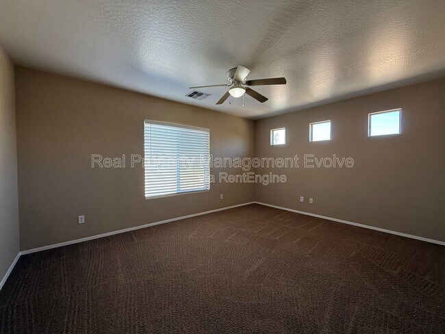 Building Photo - 8 N 226th Cir