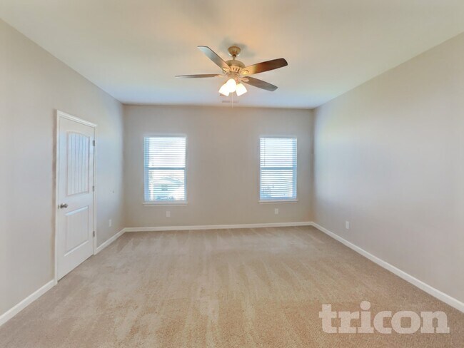 Building Photo - 3726 Pelham Wood Dr