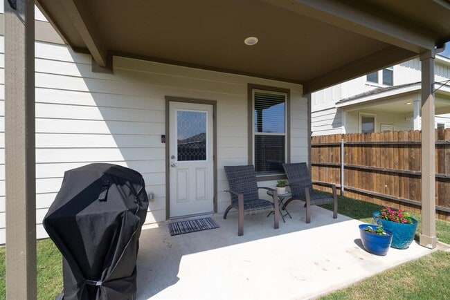 Building Photo - 416 Bella Luna Way