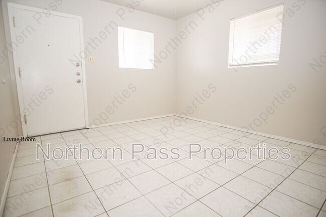 Building Photo - 4031 Thomason Ave