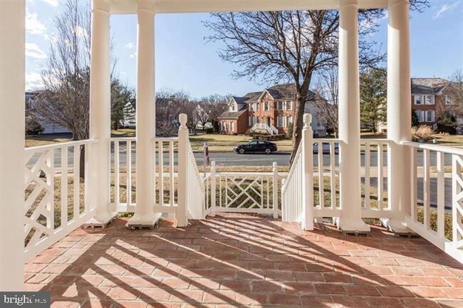 Building Photo - 14213 Floral Park Dr