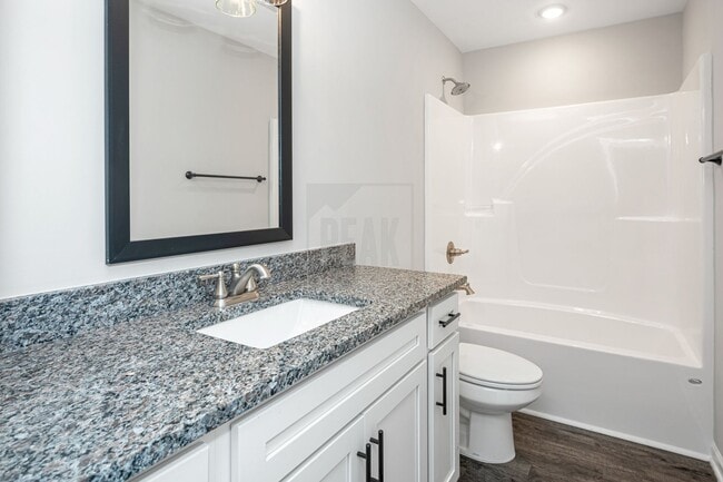 Building Photo - 700 Woodland Cir