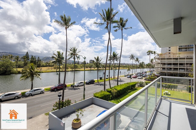 Building Photo - 2233 Ala Wai Blvd