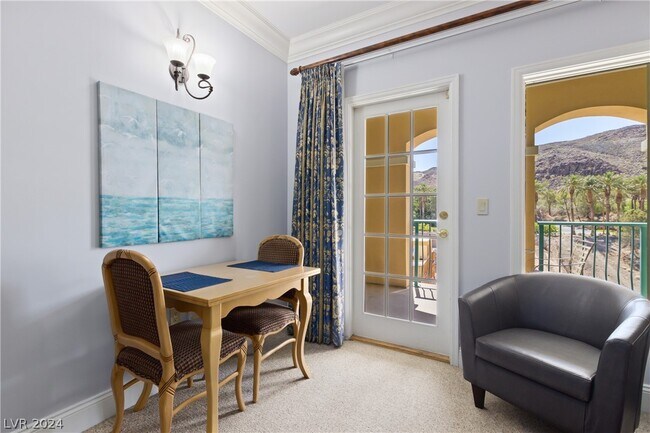 Building Photo - 30 Strada Di Villaggio