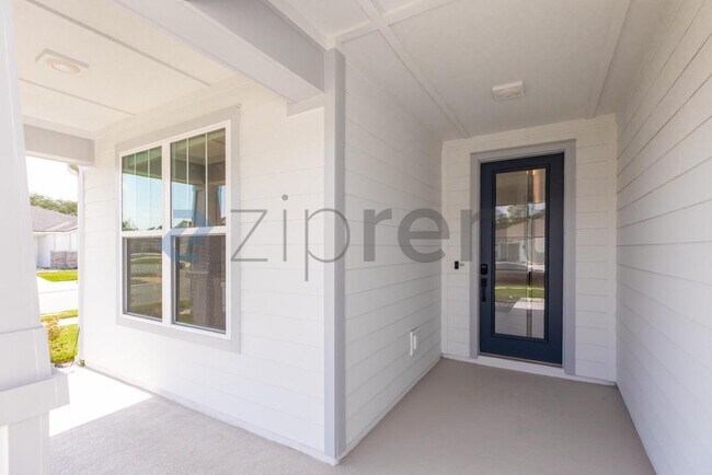 Building Photo - Unit