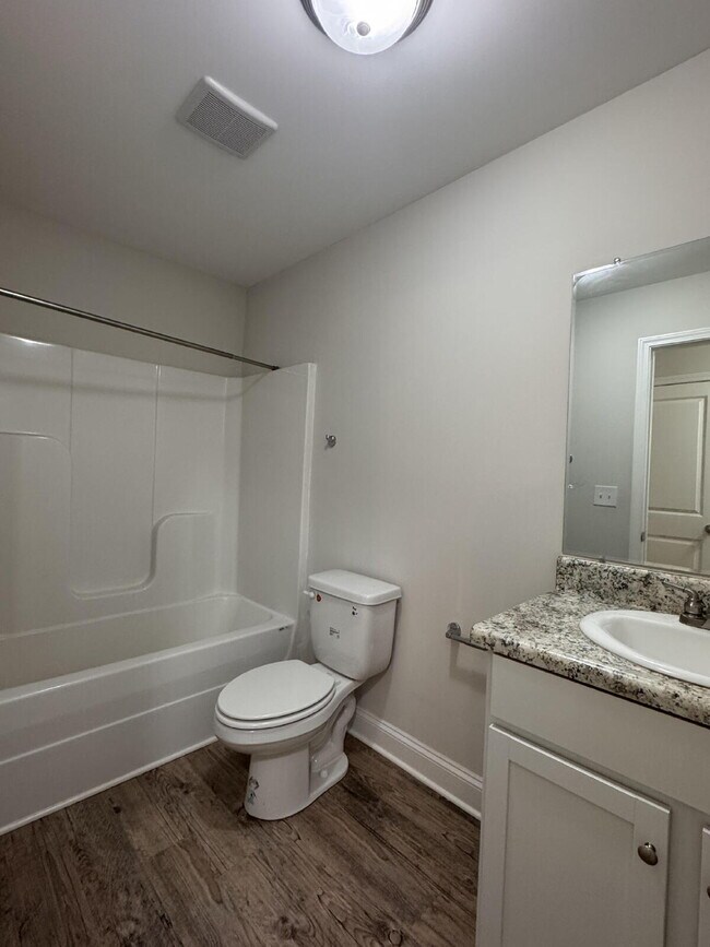 Building Photo - Charming 2-Bed, 1-Bath Home in Easley – Co...