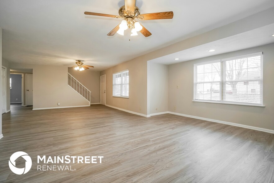 Building Photo - 174 Lincolnshire Rd