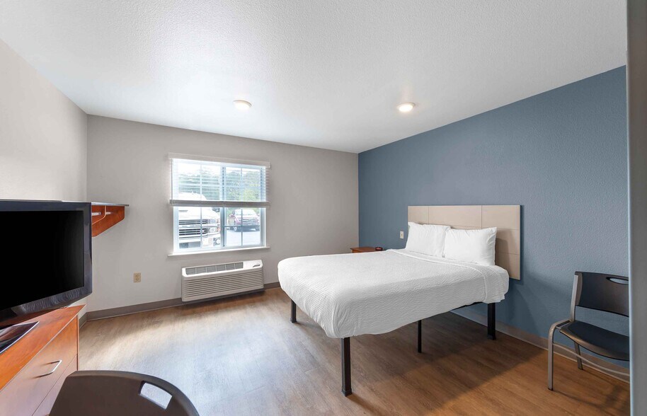 Building Photo - Furnished Studio-Birmingham - Bessemer