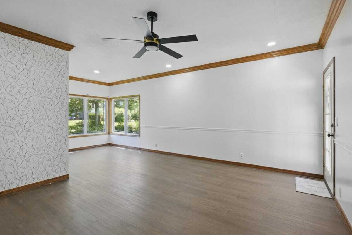 Building Photo - 1306 Marion Dr