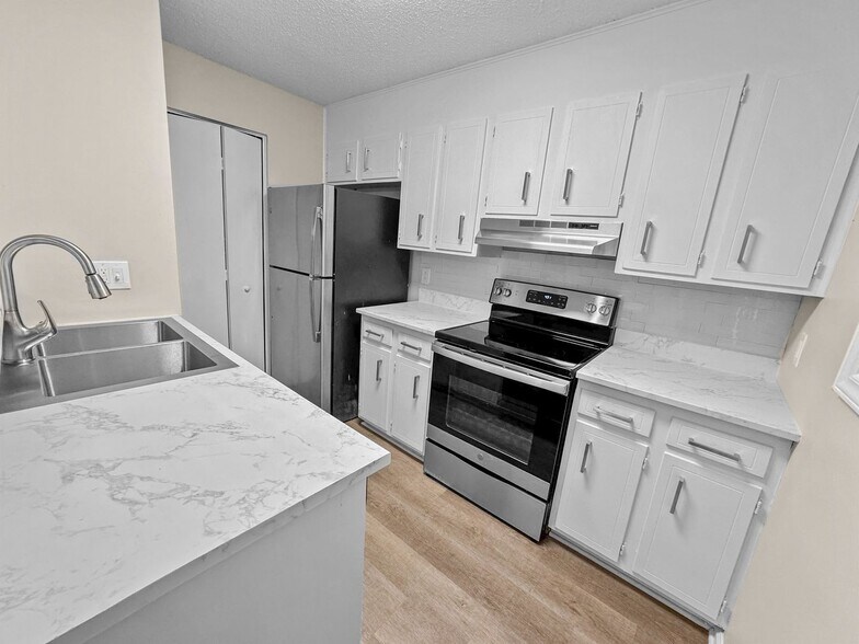 Interior Photo - Kensington Townhomes