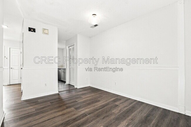 Building Photo - 2757 Jobee Dr