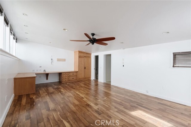 Building Photo - 912 8th Pl