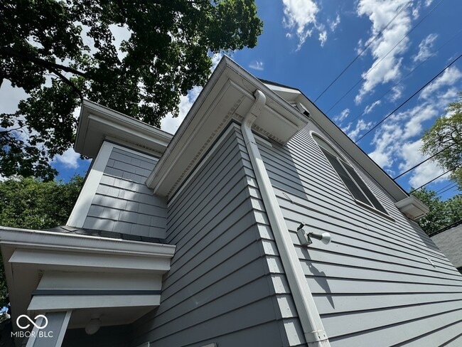 Building Photo - 1219 Alabama St