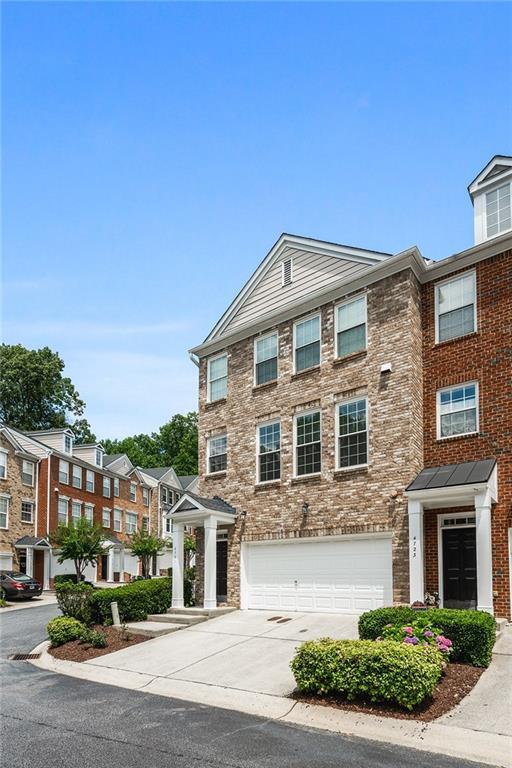 Building Photo - 4721 Creekside Villas Way