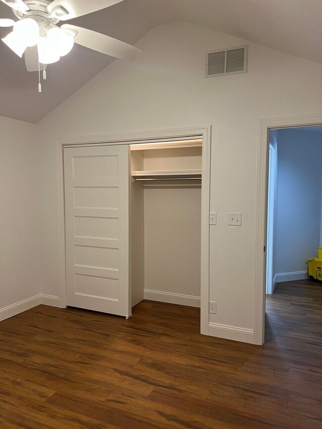 Building Photo - Galloway District RENTAL!  3-Bed, 2-Bath, 2-Car Garage