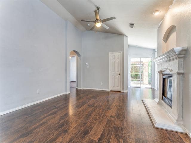 Building Photo - 2709 Mountain Lion Dr