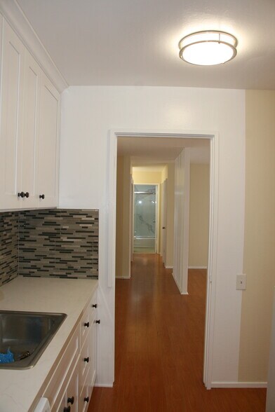 Building Photo - 3815 Harrison St