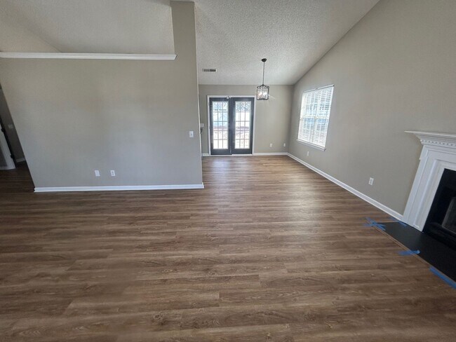 Building Photo - 25 Oak Lake Ct