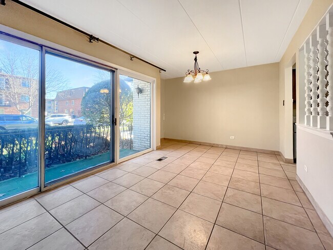 Building Photo - 10702 Keating Ave