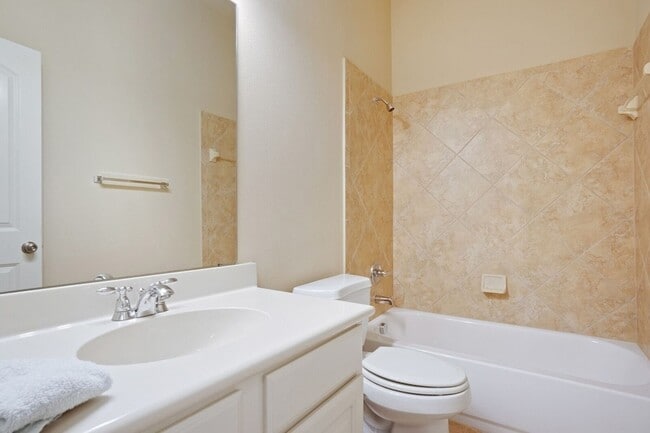 Building Photo - 27645 Fairhope Meadow Ln