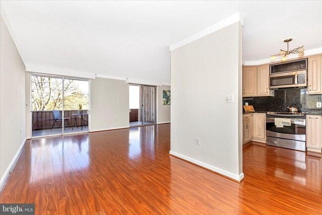 Building Photo - 7505 Democracy Blvd