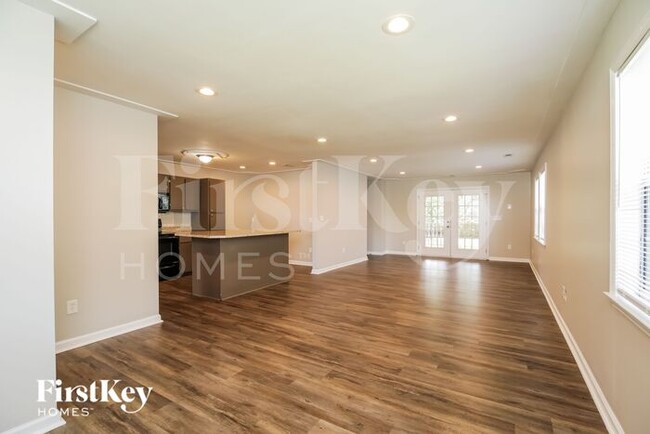 Building Photo - 5531 Buskirk Ave