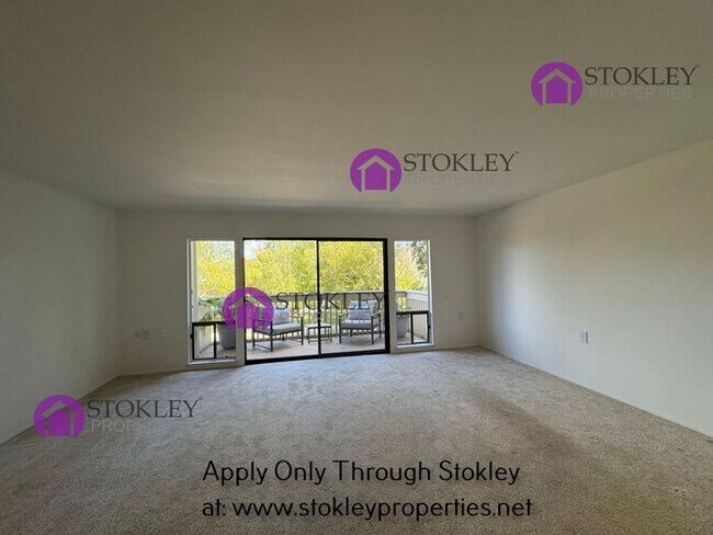 Building Photo - 1317 Canyonwood Ct