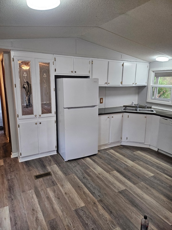 Building Photo - 750 Coaling Rd