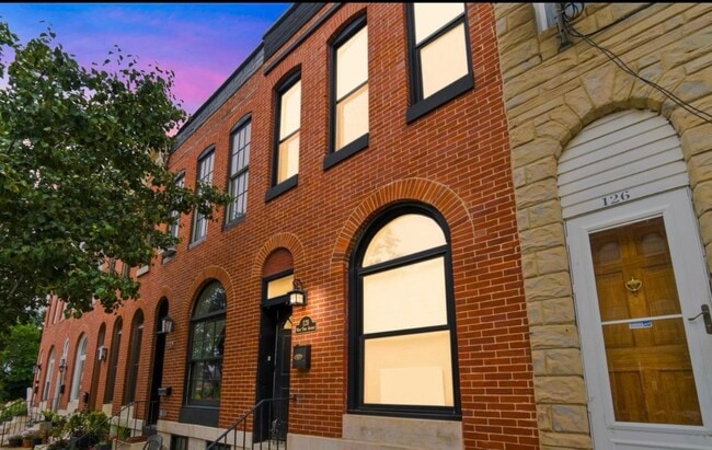 Building Photo - 128 W Fort Ave