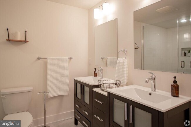 Building Photo - 2610 Braddock St