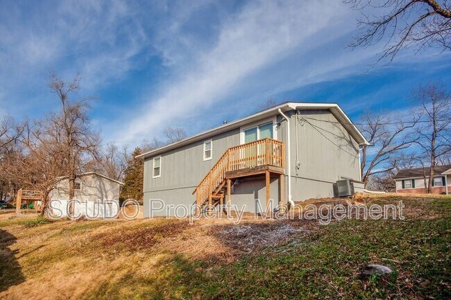 Building Photo - 7906 N Pennsylvania Ave