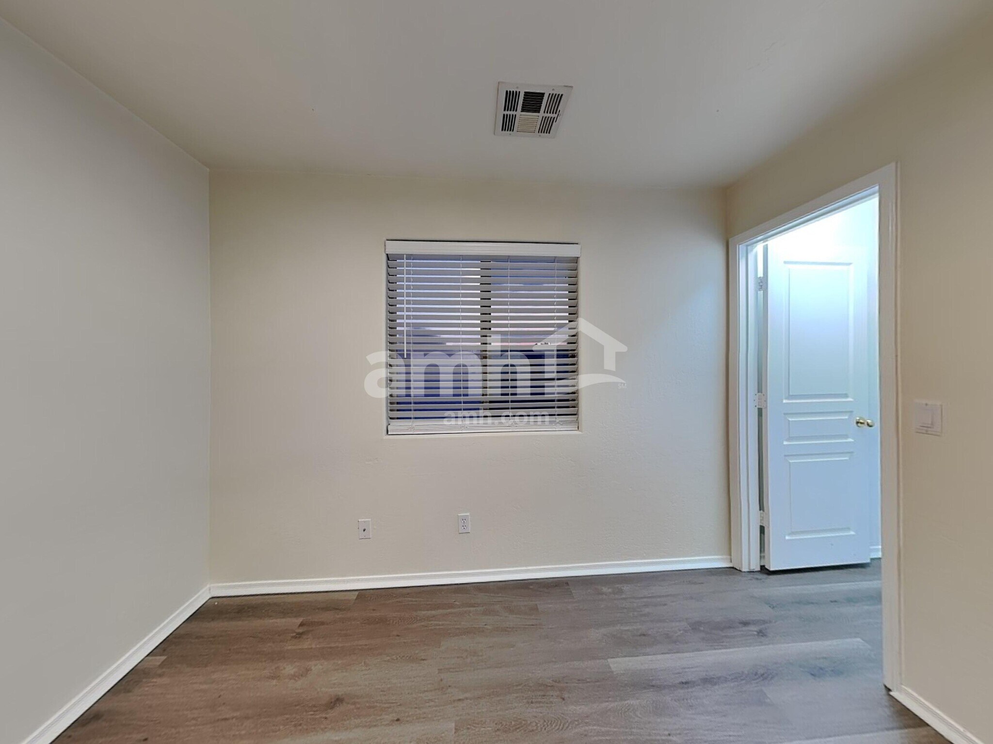 Building Photo - 3799 E Ironhorse Rd