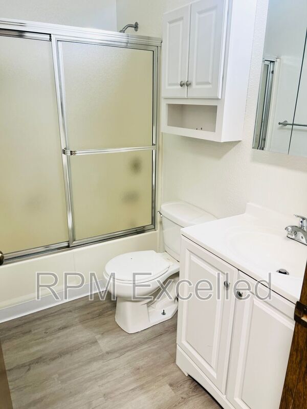 Building Photo - 16006 34th Ave S