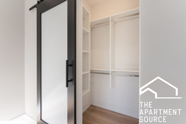 Building Photo - 2200 N Kedzie Blvd