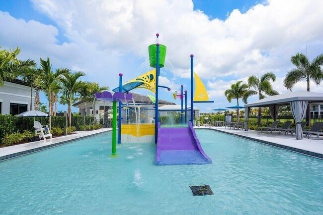 Building Photo - 17317 Santaluce Mnr