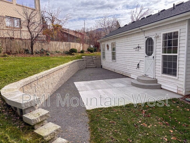 Building Photo - 1123 S 1500 E