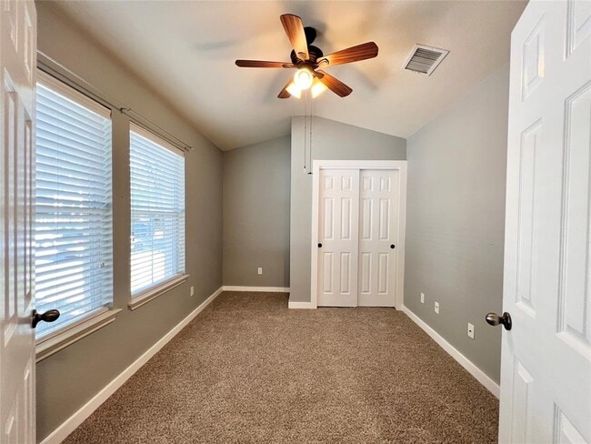 Building Photo - 1517 Big Thicket Dr