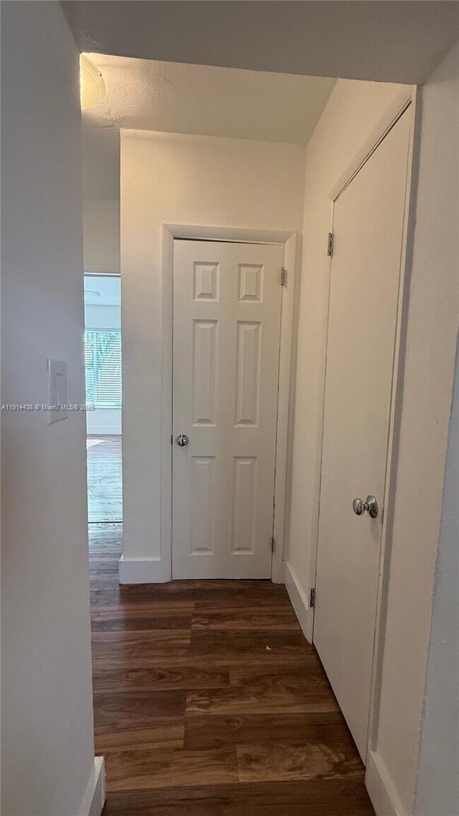 Building Photo - 630 79th St