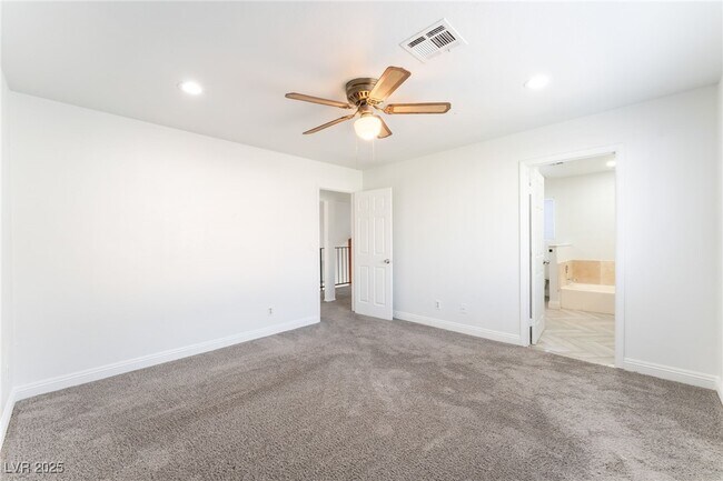 Building Photo - 3951 Steinbeck Dr