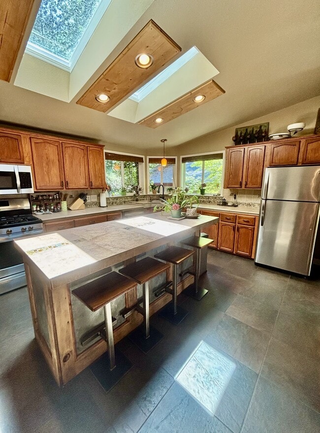 Building Photo - 12396 Mystic Mine Ct